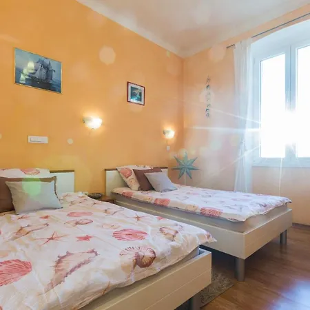 Bristol Lux 3Br Apartment With View *