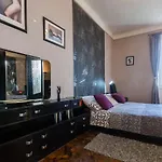 Апартаменти Bristol Lux 3br With View *