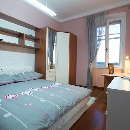 Bristol Lux 3br With View ザダル