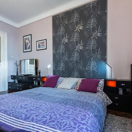 Bristol Lux 3br With View ザダル